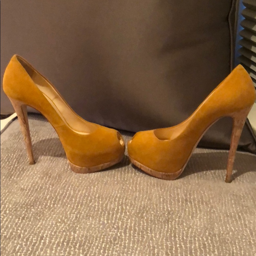 Giuseppe Zanotti Suede Pumps Size 36.5